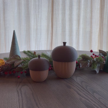 Eikenøtt dekor – sett med to